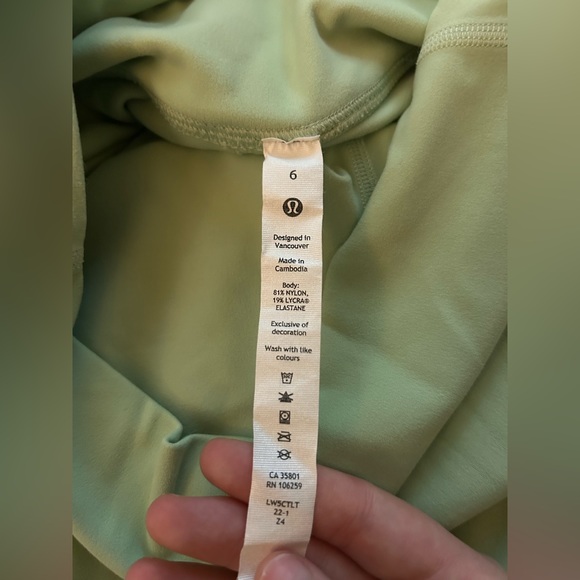 Lululemon High-Rise Align Leggings Size 6 - Picture 2 of 2